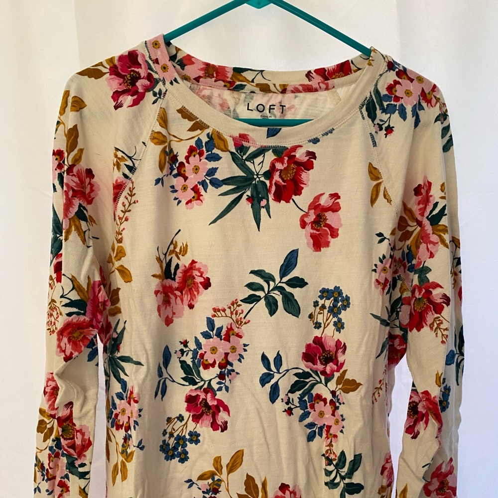 Loft flower print LS top women’s